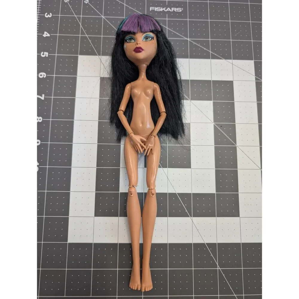 Monster High Creepateria Cleo de Nile 2013 Purple Teal‎ bangs doll only replace